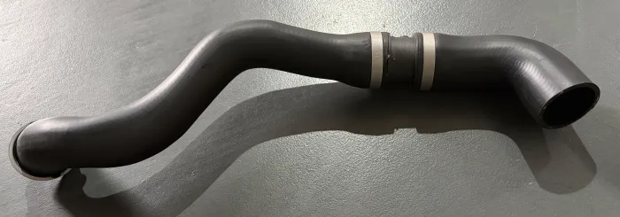 2115015682 Engine Parts Cooling Water Pipe for MERCEDES-BENZ CLS (C219), E-CLASS (W211)