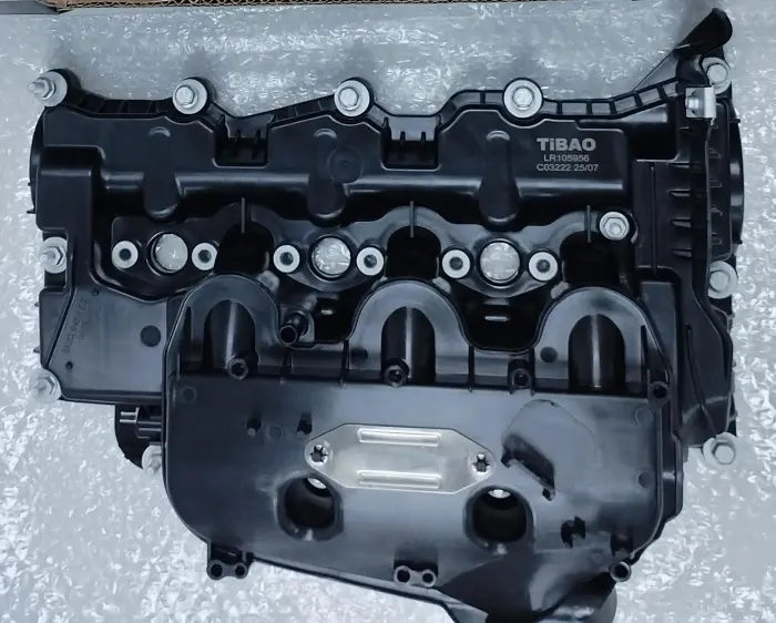 LR105956 Engine Parts Engine Valve Cover for CITROËN C5 III Break (RW_), JAGUAR XF II (X260), LAND ROVER DISCOVERY IV VAN (L319), PEUGEOT 407 Coupe (6C_)