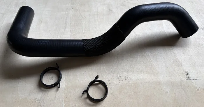 LR013681 Engine Parts Cooling Water Pipe for