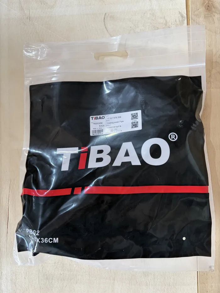 17127576358 Engine Parts Cooling Water Pipe for BMW X6 (E71, E72), X5 (E70)