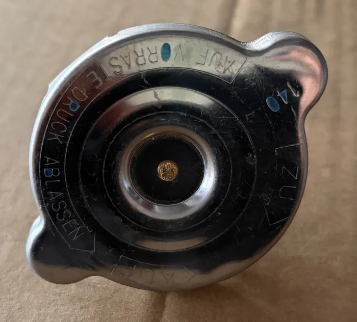 1245000406 Engine Parts Radiator Cap for MERCEDES-BENZ C-CLASS (W202), E-CLASS Coupe (C124), SLK (R170), V-CLASS (638/2), VITO Bus (W638), SL (R129), CLK (C208), G-CLASS Cabrio (W463), S-CLASS Coupe (C126), CL-CLASS Coupe (C140), 124 Saloon (W124), 1