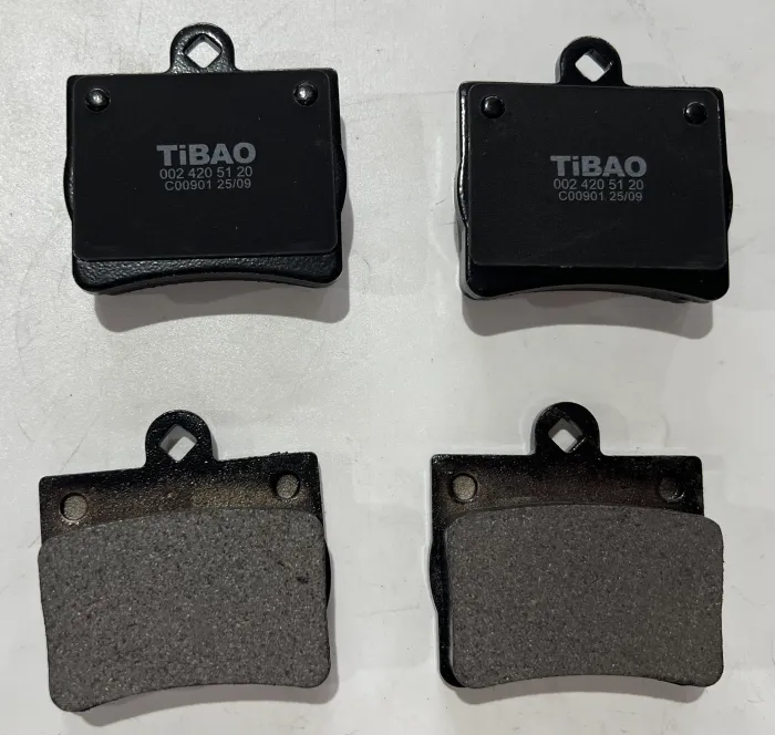 0024205120 Brake Pads for MERCEDES-BENZ C-CLASS (W202)