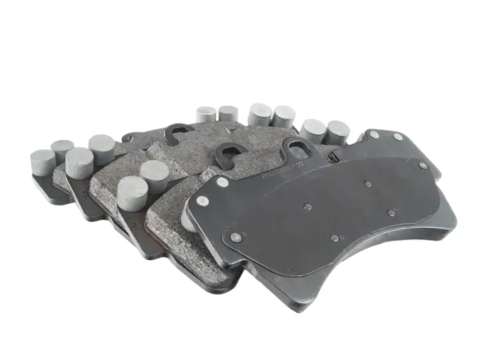 7L0698151R Brake Pads for AUDI Q7, PORSCHE Cayenne, VW TOUAREG