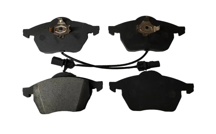 4A0698151C Brake Pads for AUDI A4, VW PASSAT