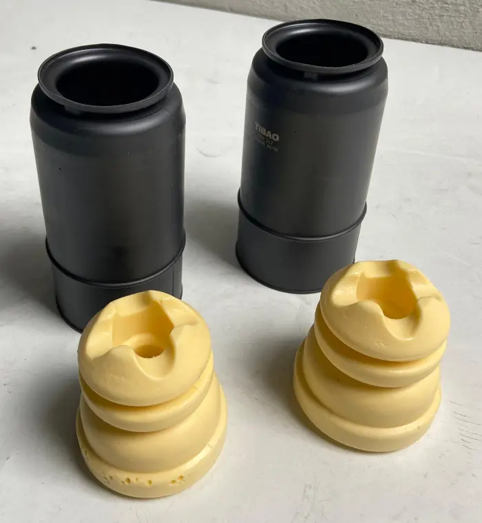 900317 Suspension Parts Shock Dust Cover Kit for BMW 1 (F20), 2 Coupe (F22, F87), 3 (F30, F80), 4 Coupe (F32, F82)