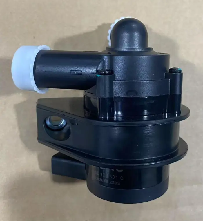 06E121601C Engine Parts Auxiliary Water Pump for AUDI A7 / S7 Sportback (4GA, 4GF), A6 / S6 C6 (4F2), Q7 (4LB)
