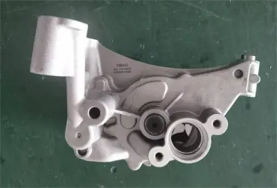 03L115105B Engine Parts Oil Pump for AUDI A1, VW SCIROCCO, SEAT IBIZA IV ST (6J8, 6P8), IBIZA Mk IV ST (6J8, 6P8), SKODA FABIA II (542), FABIA II (5J, 542)