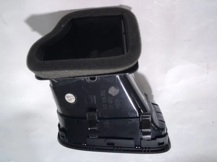 5KD819703 Fresh Air Vents for 