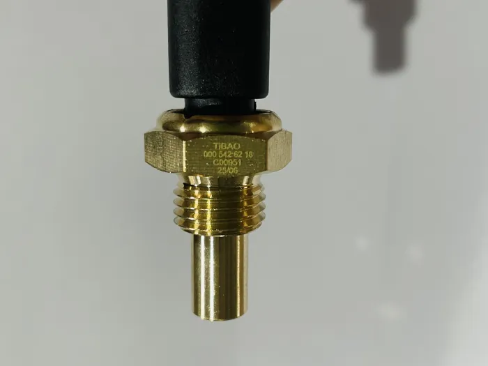 0005426218  Coolant Temperature Sensor for MERCEDES-BENZ SLS AMG, CHRYSLER 300C (LX, LE), 300C Sedan (LX, LE), DODGE SPRINTER 3500 Cab &amp;amp;amp;amp; Chassis, JEEP GRAND CHEROKEE III (WH, WK), GRAND CHEROKEE III SU, SMART FORTWO Cabrio (451)