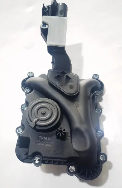06E103547P Пароотделитель для деталей двигателя AUDI A6 / S6 C6 (4F2), A7 / S7 Sportback (4GA, 4GF), A5 (8T3), A8 / S8 D3 (4E2, 4E8), Q5 (8RB), A4 / S4 B8 (8K2)
