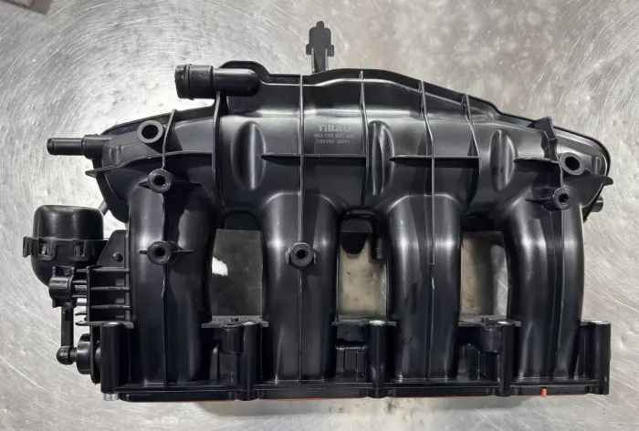 06J133201BH Engine Parts Intake Manifold Complate for AUDI Q3, VW CC, SEAT ALHAMBRA (710, 711), SKODA SUPERB II (3T4)