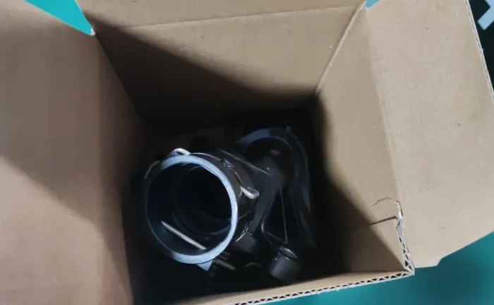 11517789014 Engine Parts Thermostat for BMW 5 (E60), X3 (E83), X6 (E71, E72), X5 (E53), 6 Convertible (E64), 3 (E46), 7 (E65, E66, E67), 1 (E87)