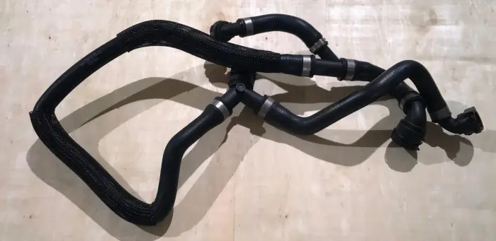 17127537109 Engine Parts Cooling Water Pipe for BMW X5 (E70)