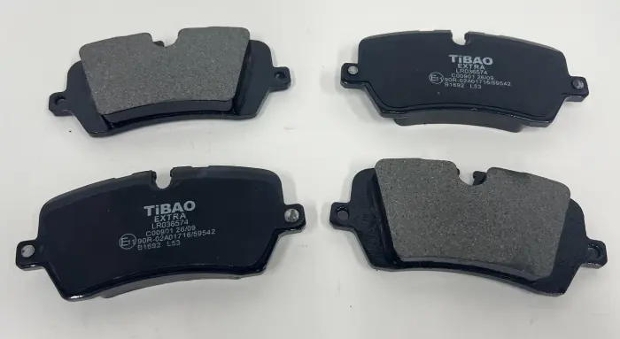 LR036574 Brake Pads for LAND ROVER DEFENDER Station Wagon (L663), DISCOVERY V VAN (L462), DISCOVERY V (L462), DEFENDER Van (L663), RANGE ROVER IV (L405), RANGE ROVER SPORT II (L494)