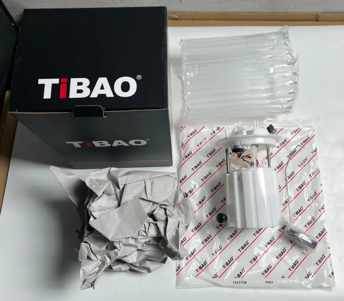 1664701794 Engine Parts Fuel Pump for