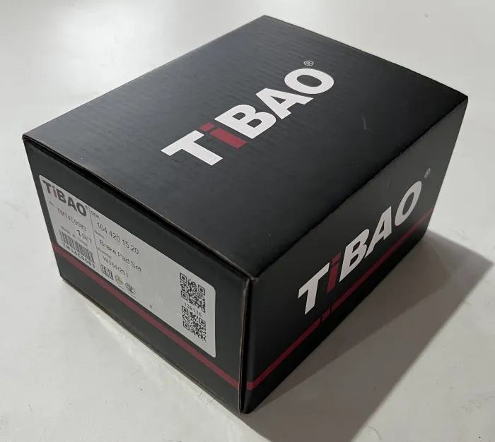 1644201520 Brake Pads for MERCEDES-BENZ G-CLASS (W463), R-CLASS (W251, V251), GL-CLASS (X164), M-CLASS (W164)