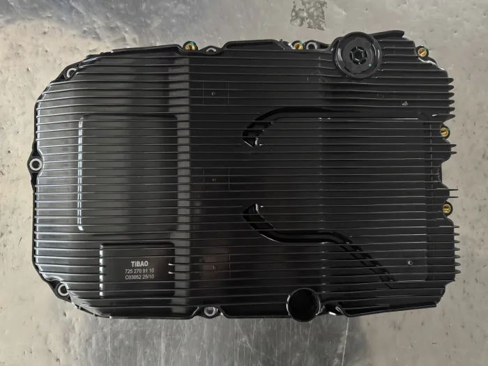 7252709110 Engine Parts Oil Pan for MERCEDES-BENZ C-CLASS (W205), E-CLASS (W212), S-CLASS (W222, V222, X222), GLC (X253), GLS (X166), GLE (W166), GL-CLASS (X166)