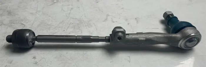 32106880695 Tie Rod Assembly for BMW 2 Coupe (G42, G87), 3 (G20, G80, G28), X4 (G02, F98), i4 (G26), X3 Van (G01), 4 Coupe (G22, G82)