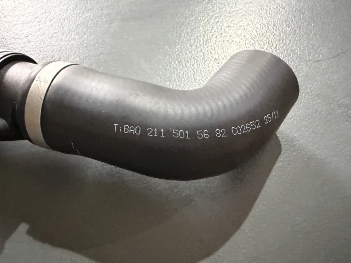 2115015682 Engine Parts Cooling Water Pipe for MERCEDES-BENZ CLS (C219), E-CLASS (W211)