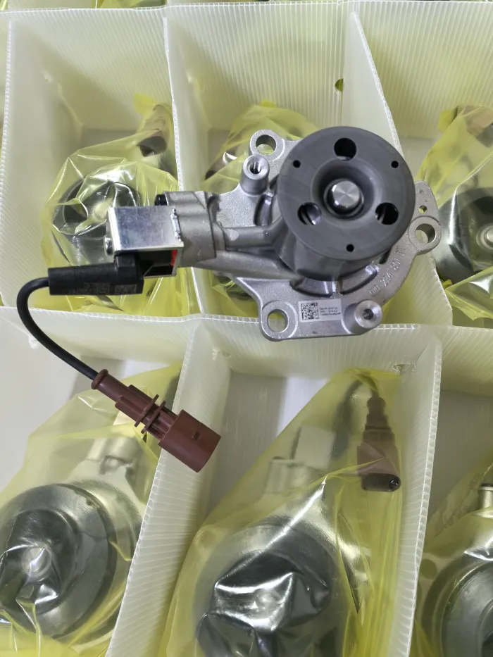 04L121011E Engine Parts Water Pump for AUDI Q2, VW TIGUAN, MAN TGE Van, SEAT LEON Hatchback Van (5F1), SKODA KAROQ (NU7, ND7)