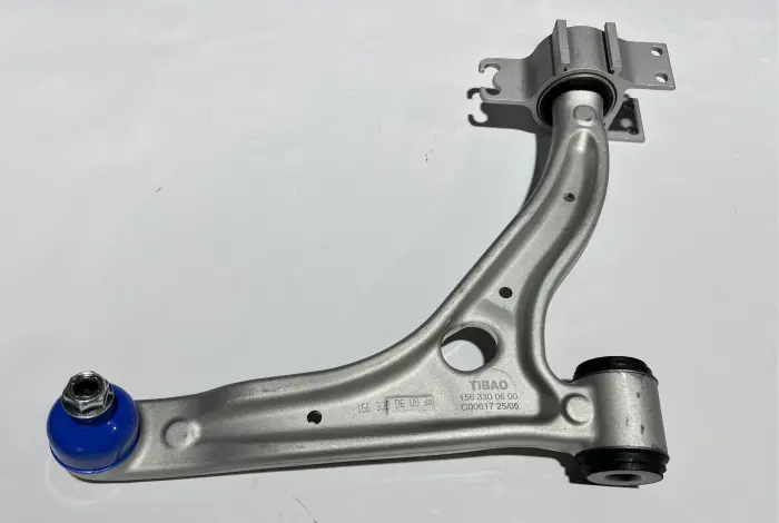 1563300600 Suspension Parts Control Arm for MERCEDES-BENZ GLA-CLASS (X156)
