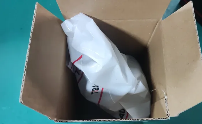 11517789014 Engine Parts Thermostat for BMW 5 (E60), X3 (E83), X6 (E71, E72), X5 (E53), 6 Convertible (E64), 3 (E46), 7 (E65, E66, E67), 1 (E87)