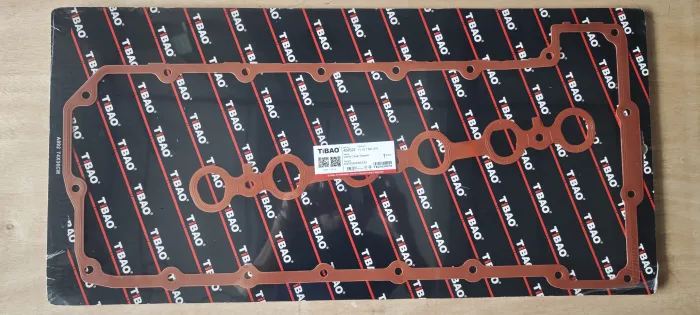 11127581215 Engine Parts Valve Cover Gasket for BMW 3 (E90), Z4 Roadster (E85), 1 (E87), 5 (E60), 7 (E65, E66, E67), 6 Convertible (E64)