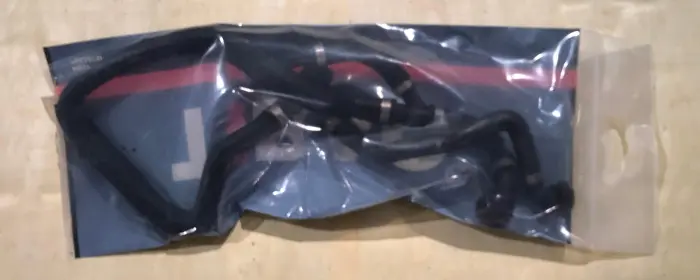 17127537109 Engine Parts Cooling Water Pipe for BMW X5 (E70)