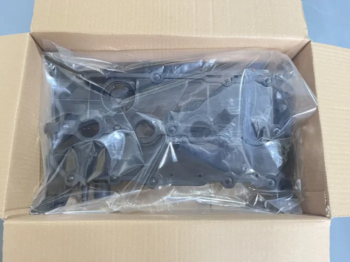 06D103469N Engine Parts Engine Valve Cover for AUDI A4, SEAT EXEO ST (3R5)