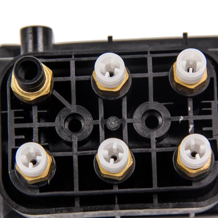 2123200358 Suspension Parts Air Suspension Valve Solenoid Block GL350 GL550 X166 ML63 S350 S500 ML25 0 ML45 0 W164 W251 R63 for