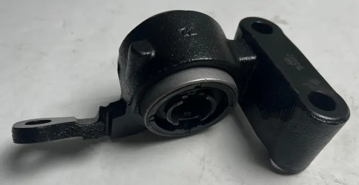 31126757562 Suspension Parts Control Arm Bushing for MINI MINI (R50, R53), MINI Convertible (R52)