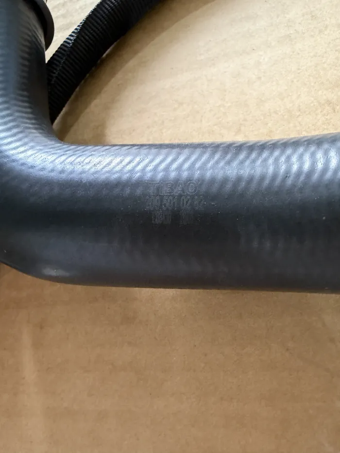 2095010282 Engine Parts Cooling Water Pipe for