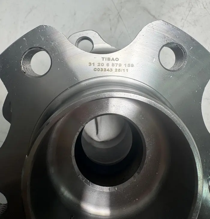 31206879159 Transmission Parts Wheel Hub for BMW i4 (G26), 2 Active Tourer (U06), 4 Coupe (G22, G82), X3 Van (G01), 3 (G20, G80, G28), 5 (G30, F90), 8 Coupe (G15, F92), 6 Gran Turismo (G32), 7 (G11, G12), X4 (G02, F98), Z4 Roadster (G29)