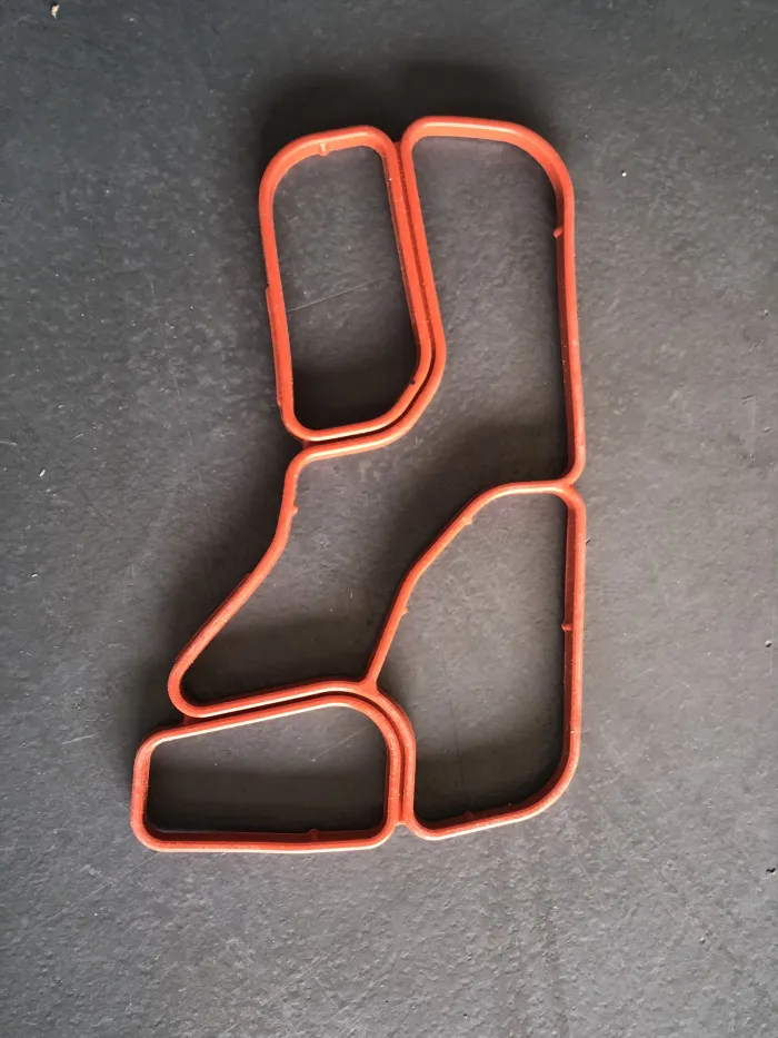 2721840280 Engine Parts Gasket，oil Cooler for MERCEDES-BENZ E-CLASS (W211), C-CLASS (W203), GLK-CLASS (X204), SLK (R171), SL (R230), S-CLASS (W221), M-CLASS (W164), VITO / MIXTO Van (W639), VALENTE Bus (W639), GL-CLASS (X164), SPRINTER 4,6-t Van (B90