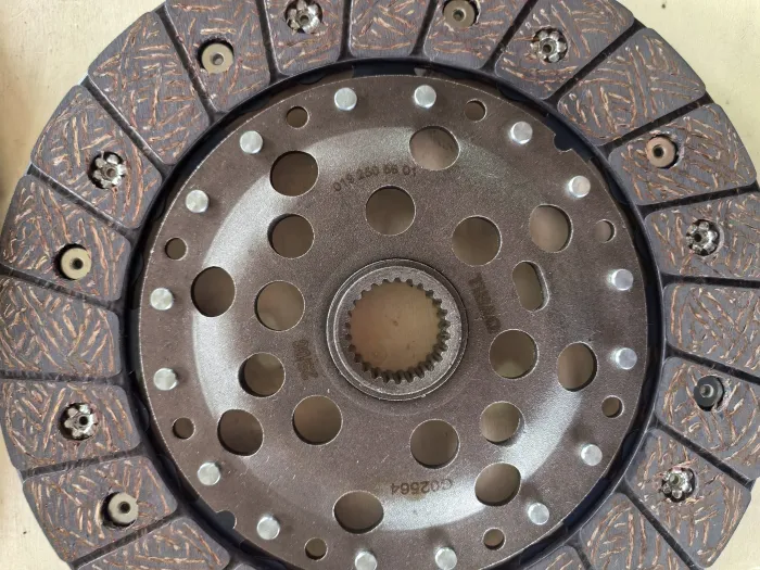 0192505601 Transmission Parts Clutch Kit for MERCEDES-BENZ SPRINTER 2-t Platform/Chassis (B901, B902)