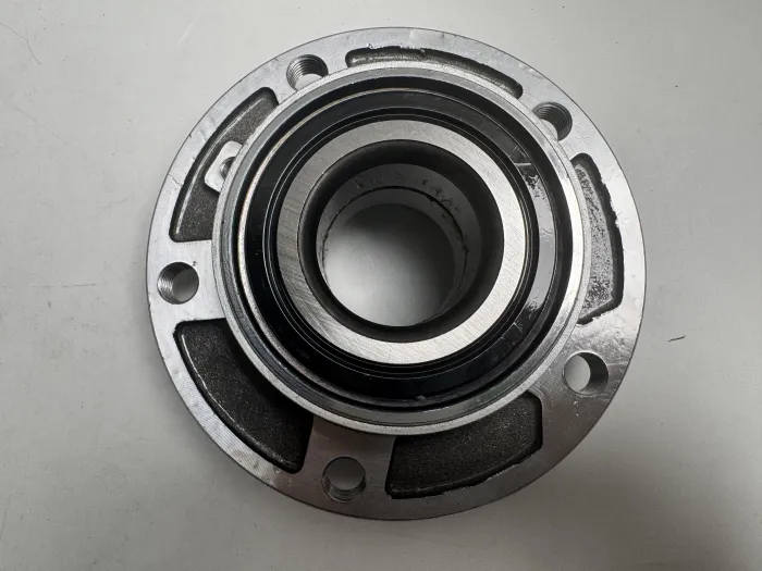 31221468926 Transmission Parts Wheel Hub for BMW 8 (E31), 5 (E34), 7 (E32)