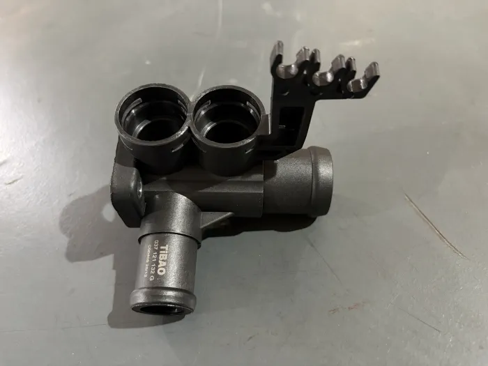 037121132G Engine Parts  Coolant Flange for AUDI A6, SEAT TOLEDO I (1L2), TOLEDO   (1L2)