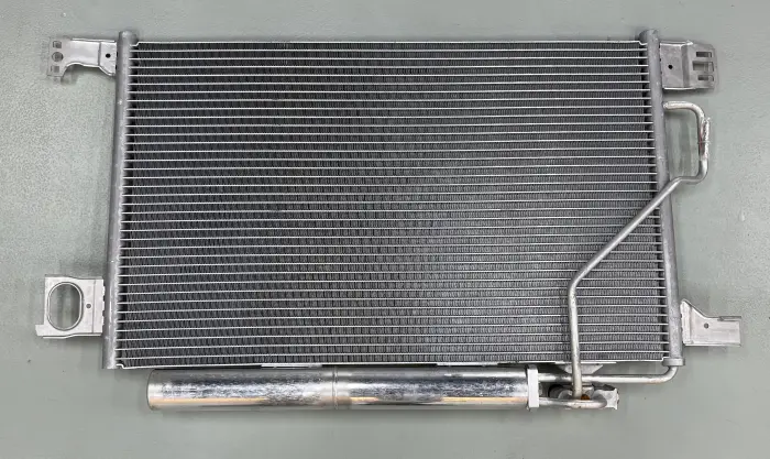 2035000854 Air Conditioning Condenser for MERCEDES-BENZ C-CLASS (W203), CLK (C209)