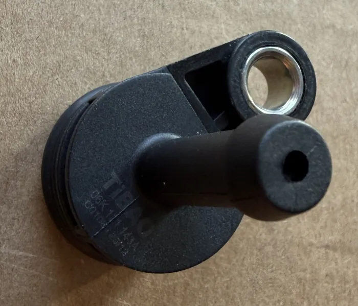 06K121143A Engine Parts Pipe Connector for 