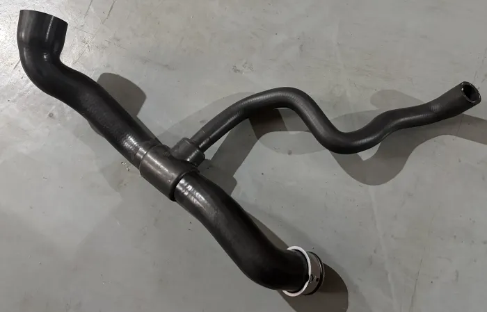 2095011182 Engine Parts Cooling Water Pipe for 