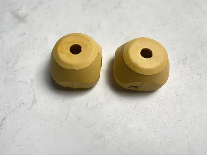 4F0199339 Engine Parts Engine Mount for