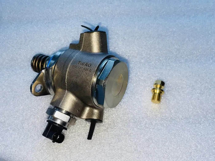 07L127026Q Engine Parts High Pressure Pump for