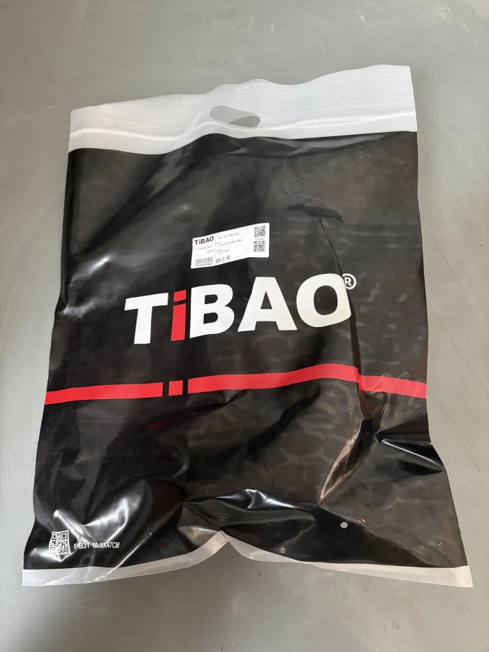 7L6121065AG Engine Parts Cooling Water Pipe for 