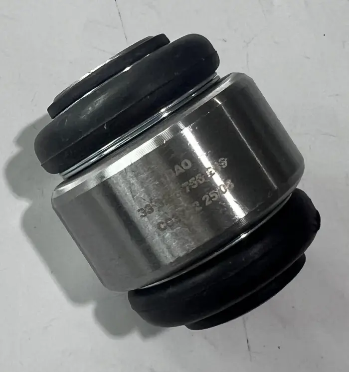 33326756249 Suspension Parts Control Arm Bushing for BMW 2 Coupe (F22, F87), i8 (I12), 3 Touring (E91), 4 Coupe (F32, F82), 1 (E87), X3 (F25), X4 (F26), X1 (E84)