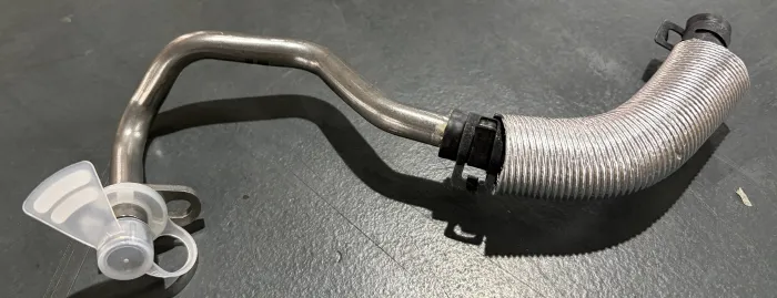 11537600591 Engine Parts Fuel Hose for 
