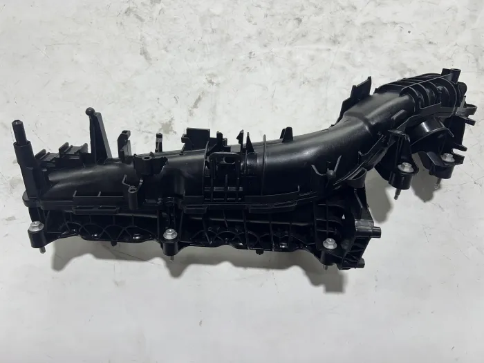 11618513655 Engine Parts Intake Manifold for BMW X3 (F25), X4 (F26), 5 Touring (F11), 3 (F30, F80), 7 (G11, G12), 4 Coupe (F32, F82), X5 (F15, F85), 2 Coupe (F22, F87), 1 (F20)