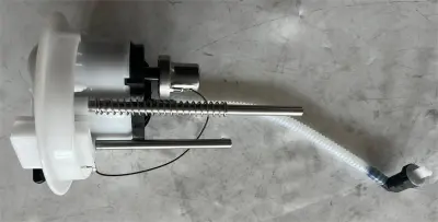 3C0919679F Engine Parts Fuel Filter for VW PASSAT B6 Estate (3C5)