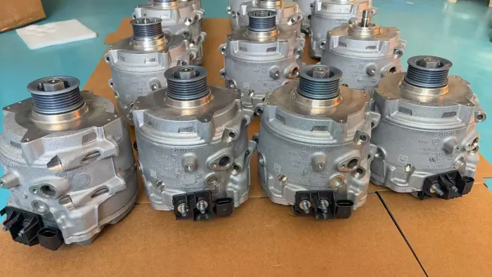 4N0903028N Alternator for AUDI A8 D5 (4N2, 4N8, 4NC, 4NL), Q5 (FYB, FYG), A4 B9 (8W2, 8WC), A5 (F53, F5P), A6 C8 (4A2), Q7 (4MB, 4MG), Q8 (4MN), A7 Sportback (4KA)