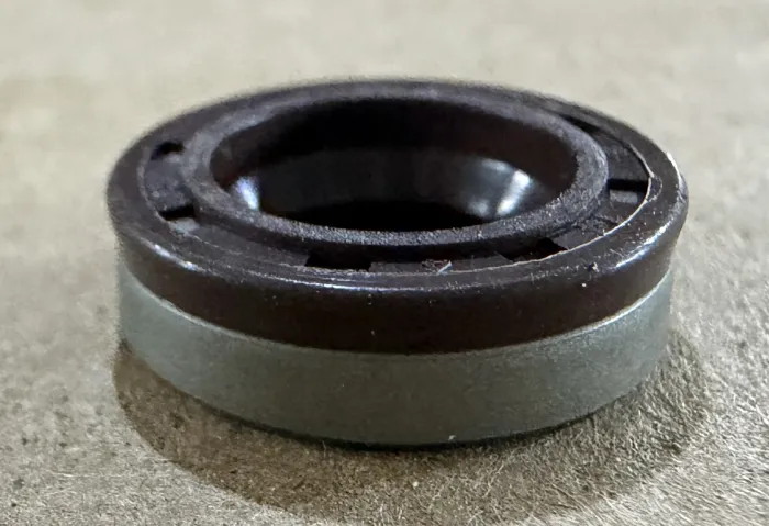020311108A Transmission Parts Clutch Rod Seal for AUDI A3, VW BORA, SEAT LEON (1M1), SKODA OCTAVIA I (1U2)