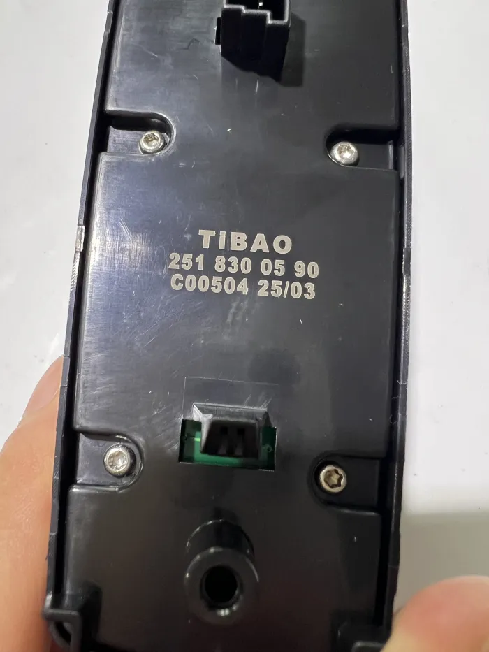 2518300590 Window Switch for